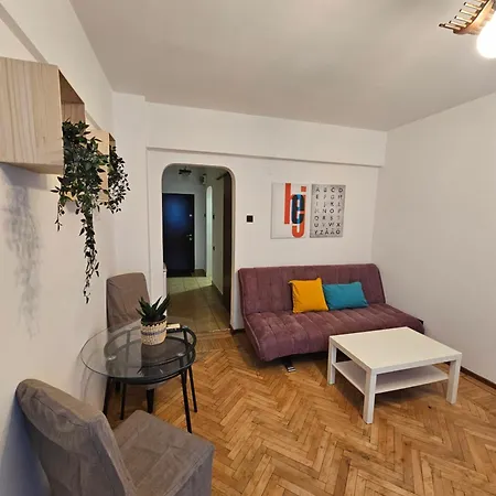 Готель Low Cost Studio