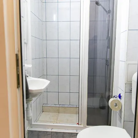 Low Cost Studio *